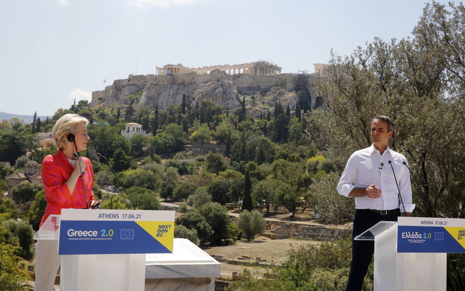 Von der Leyen: Greek recovery plan to ‘transform economy’