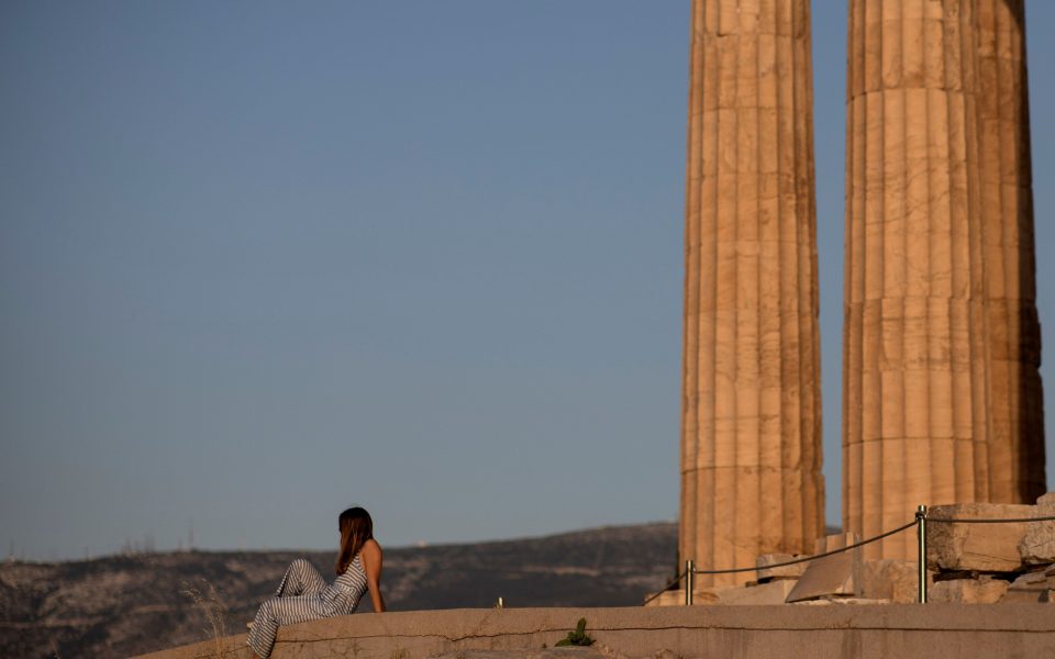 Greek officials set to announce timeline for lifting Covid-19 restrictions