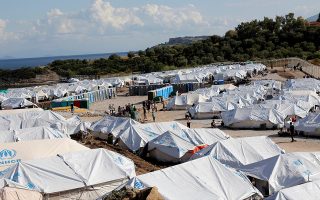 Work on Greek migrant camp yet to begin 9 months after fire