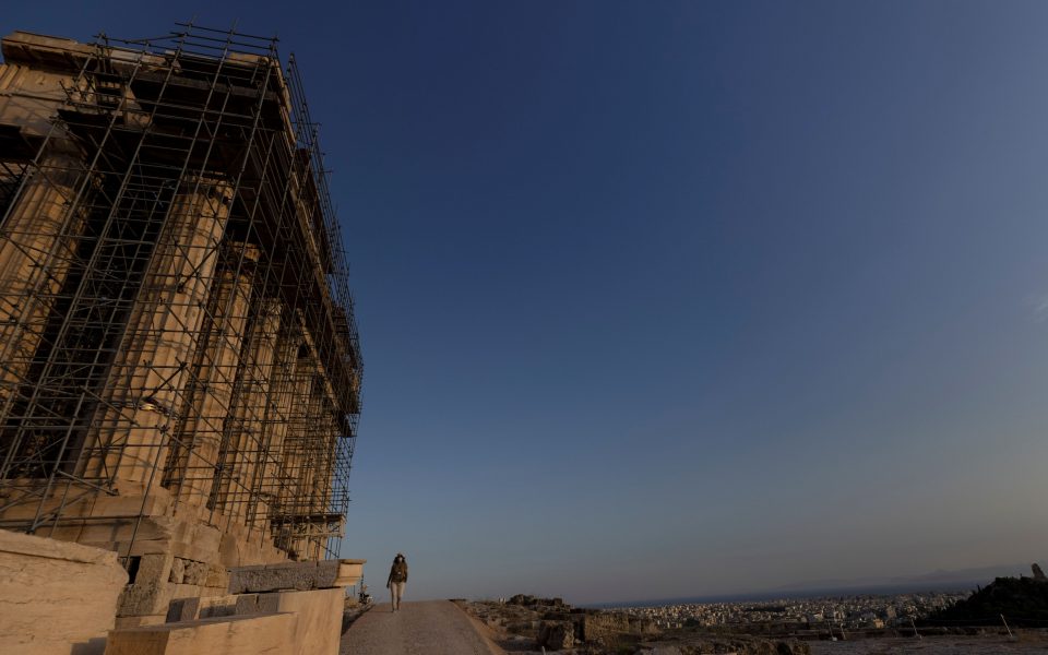 Greece faces row over wheelchair pathway at Acropolis