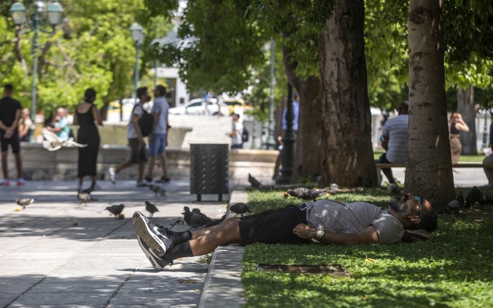 Southeast Europe braces for heat wave as Athens appoints chief heat officer