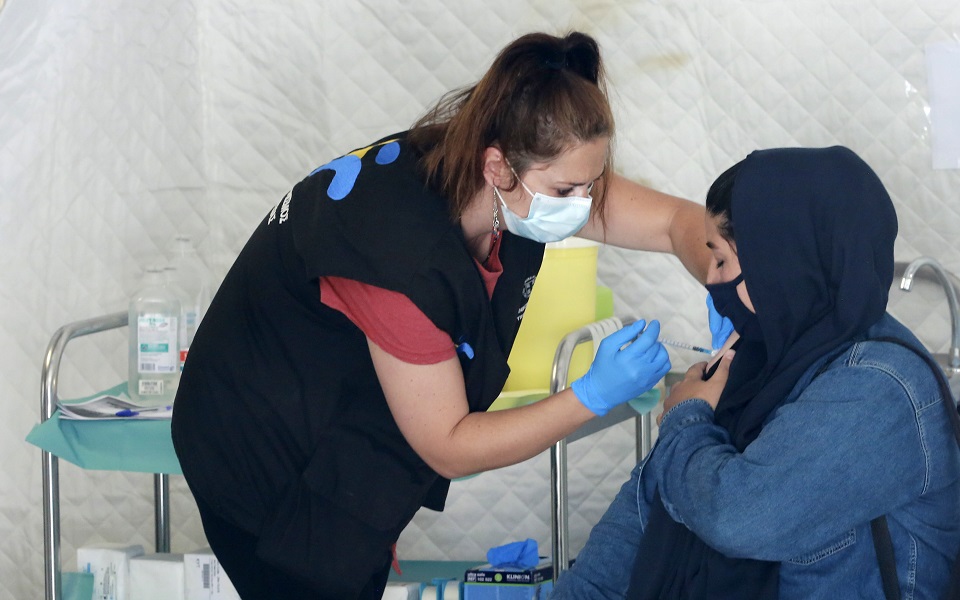 Unvaccinated migrants remain source of concern