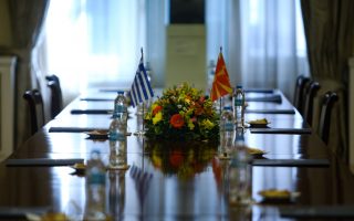Gov’t will ratify North Macedonia memorandums when ‘national interest’ allows, Dendias says