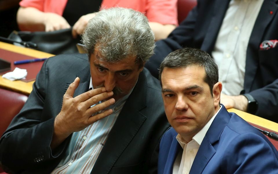 All SYRIZA MPs vaccinated, says Tsipras