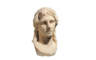 Ancient Greek notion of ‘kallos’ explored in show at Cycladic Museum
