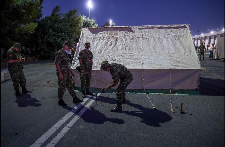 Tents set up for quake-stricken residents in southern Crete