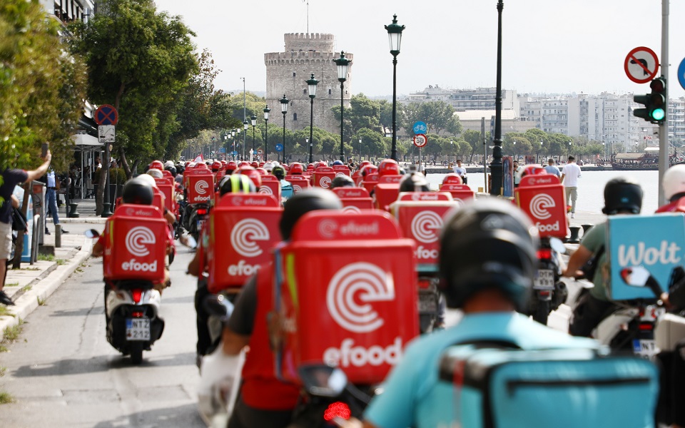 Food delivery drivers call 24-hour strike on Friday