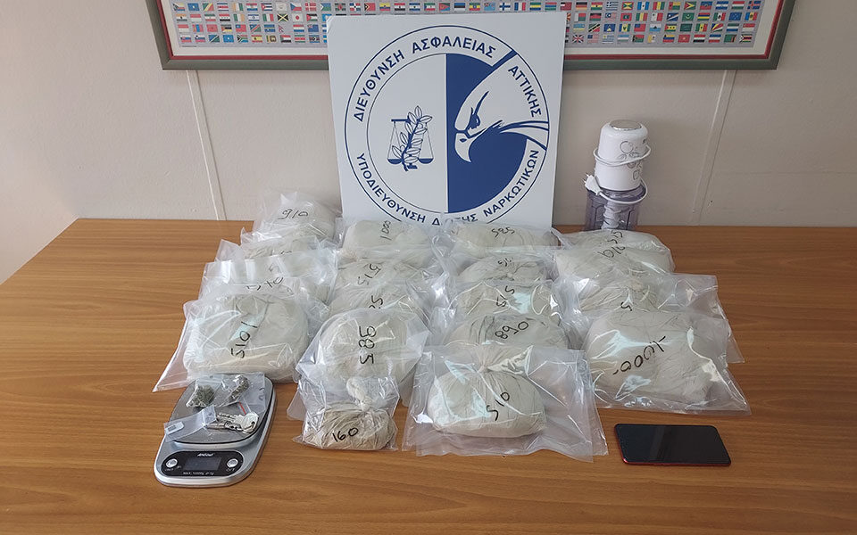 Over 12 kg of heroin seized in Athens bust