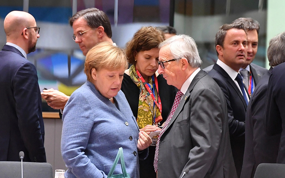 Juncker criticizes Merkel over handling of Greek debt crisis