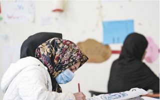 Migrants ace knowledge part of citizenship test