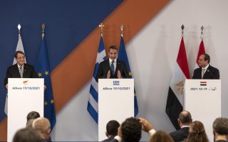 Greece vows to link Egypt’s energy grid to European Union