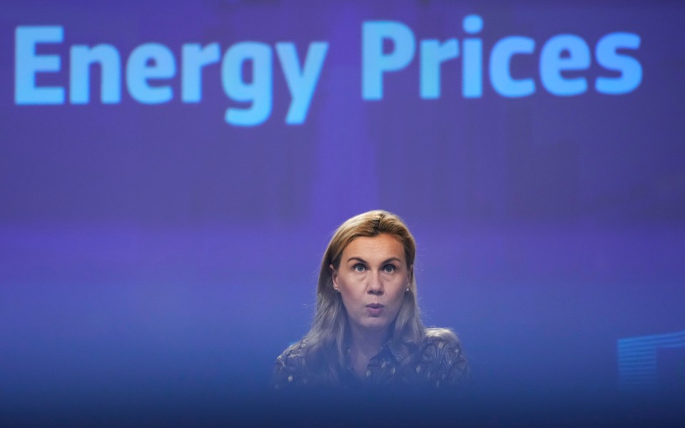 EU countries split over joint response to energy price spike