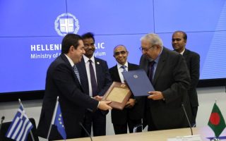 Greece and Bangladesh take first steps in migration deal
