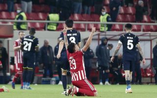 Tiquinho wins for Olympiakos the game with Fenerbahce