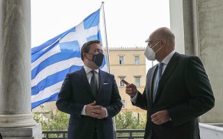 ‘Pacta sunt servanda,’ Greek FM says on Prespes accord