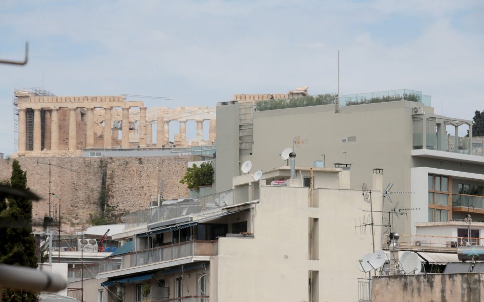 Archaeologists OK building height limits near Acropolis
