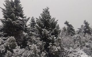 Storm Carmel brings snow to Attica, Evia, Mount Pelio