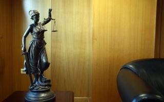 Prosecutor applies for extension of alleged National Gallery thief’s pre-trial detention