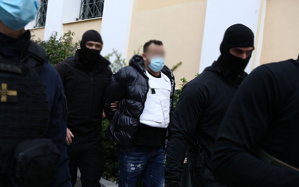 Iraqi ISIS suspect remanded in prison in Athens