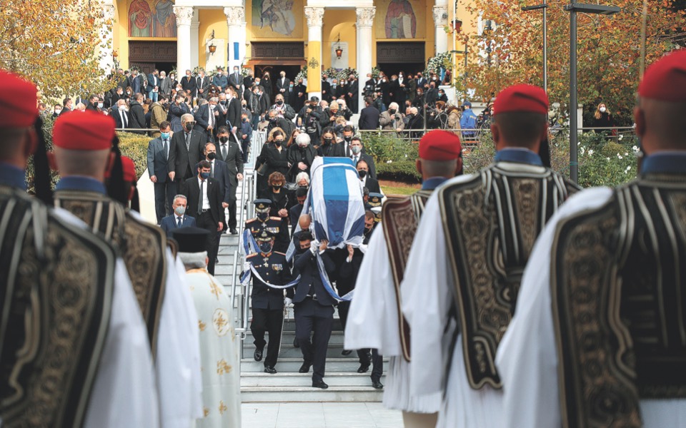 Funeral service held for ex-president Papoulias