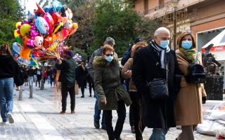 Seven in 10 Greeks fear Covid sickness