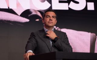 greeks-should-take-back-their-lives-and-dignity-in-2022-says-tsipras
