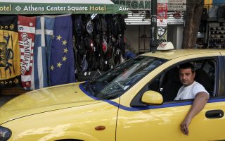 New round of subsidies for electronic taxis announced