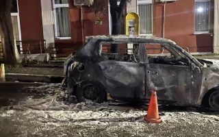 Thessaloniki municipality attacked with firebombs