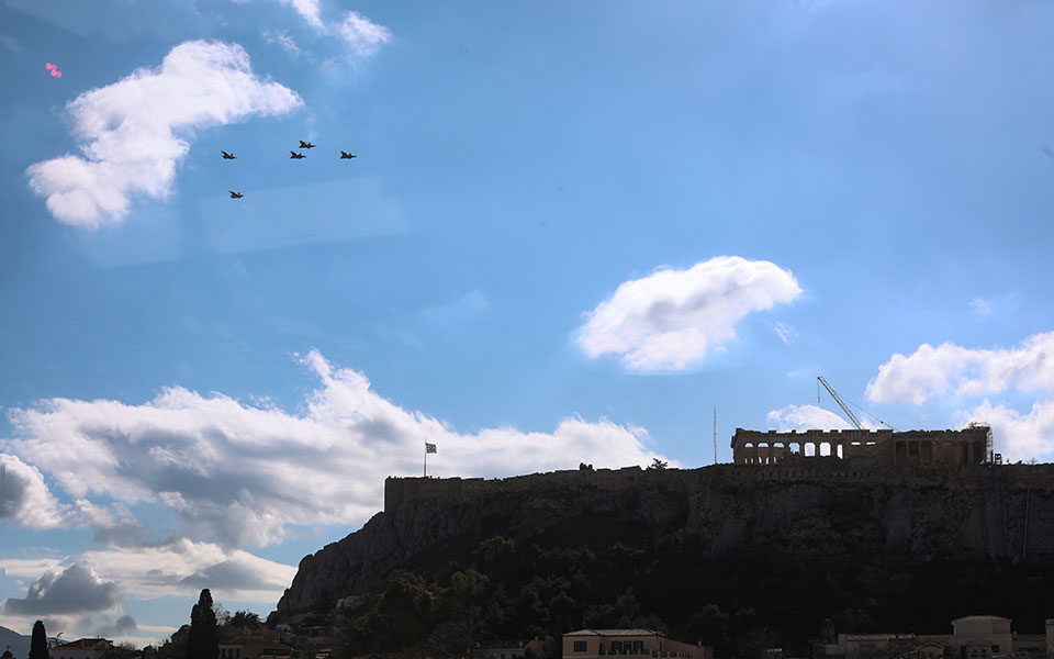 Greece’s first six Rafale jets mark arrival with salute over Acropolis