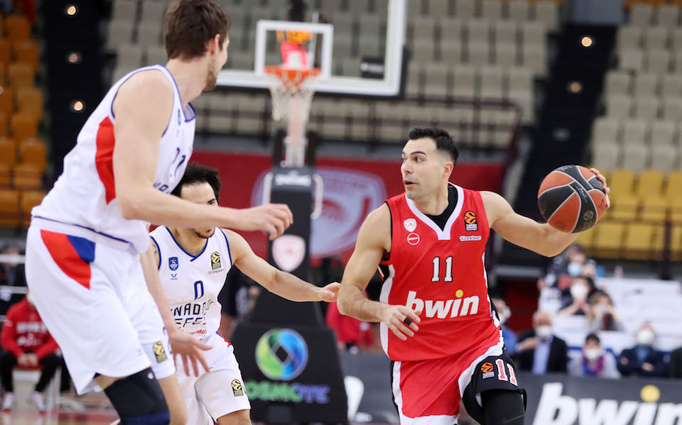 Sloukas’ buzzer beater and Greens’ first road win