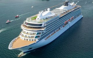 Season’s first cruise liner reaches Volos and Thessaloniki