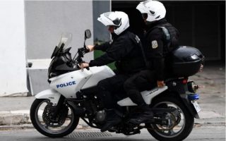 Police raids PAOK fan clubs in Thessaloniki