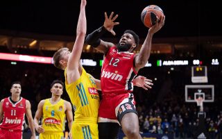 Soft loss for Reds’ hoopsters in Germany