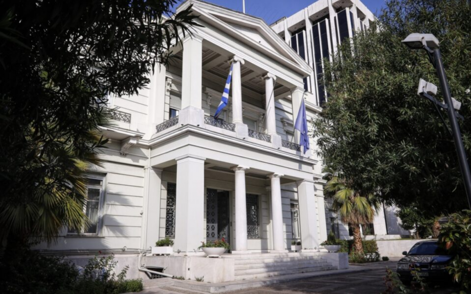 Foreign Ministry: Russian criticism of Greece ‘unacceptable’