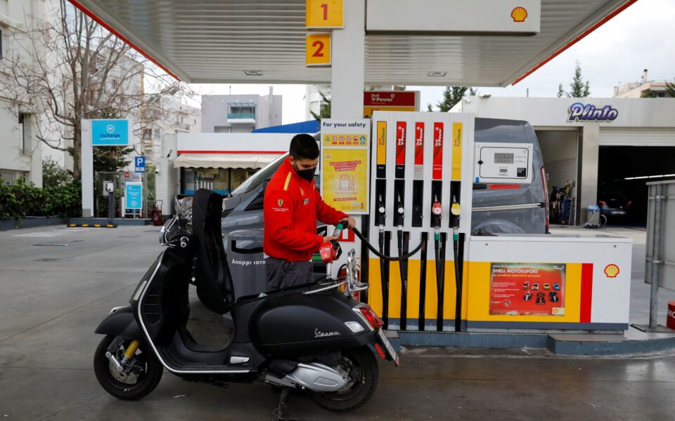 Pricey gas eases traffic woes, but strains public transport