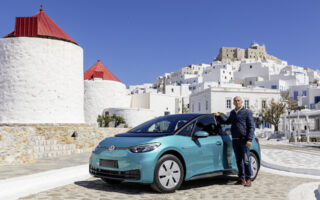 Electric cars delivered to private owners on Astypalaia