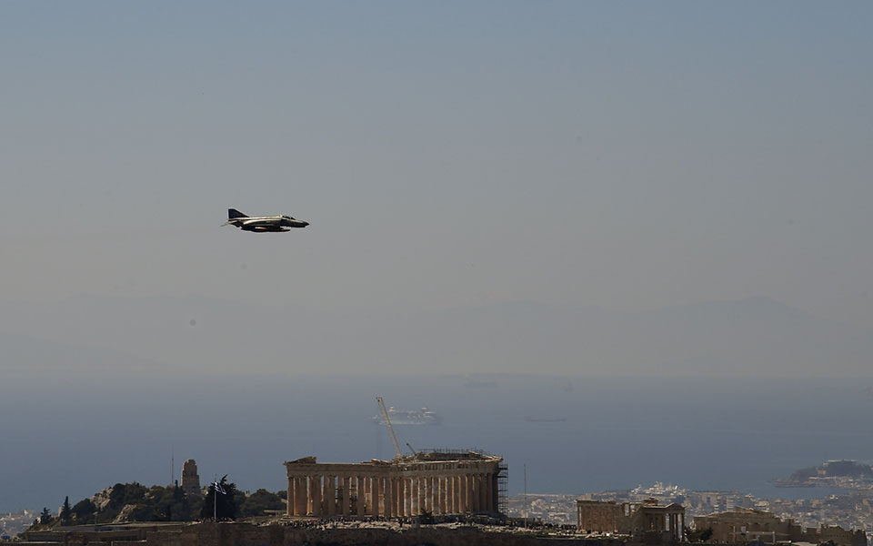 Acropolis flyover cancelled due to dusty weather