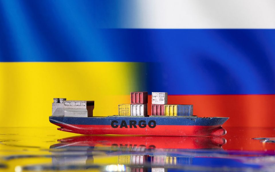 Shipping industry pushes to rescue remaining seafarers trapped in Ukraine
