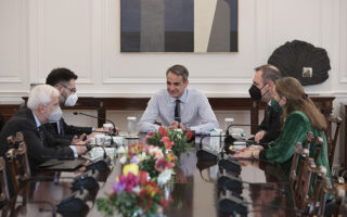 PM, Mariupol consul general discuss Greek community, reconstruction