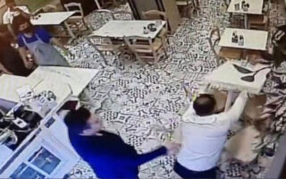 Men smash up Thessaloniki taverna after employee asks for Covid certificate
