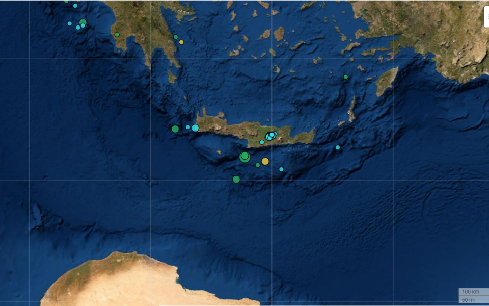 Strong earthquake hits south of Crete
