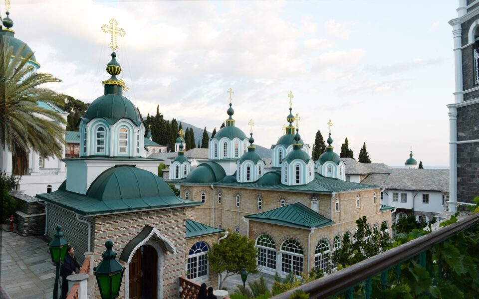 Patriarch to visit Mount Athos as rift deepens