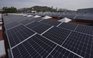 Aiming for solar panels on every rooftop