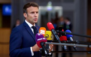 Macron condemns Turkish statements on Greek islands