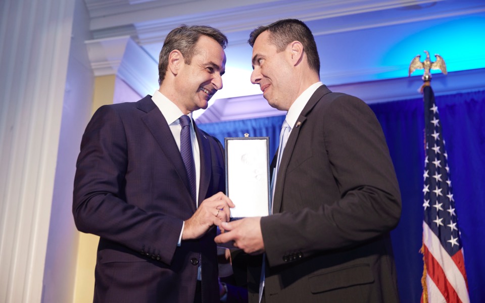 pm-honors-top-greek-americans-for-their-contribution13