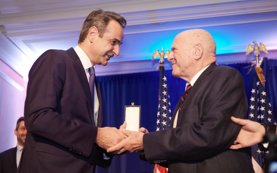 pm-honors-top-greek-americans-for-their-contribution17
