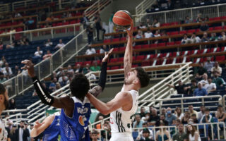 Larissa makes Panathinaikos work hard to reach the Basket League finals
