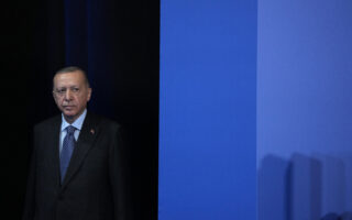 Erdogan plays up diplomatic gains with eye on elections