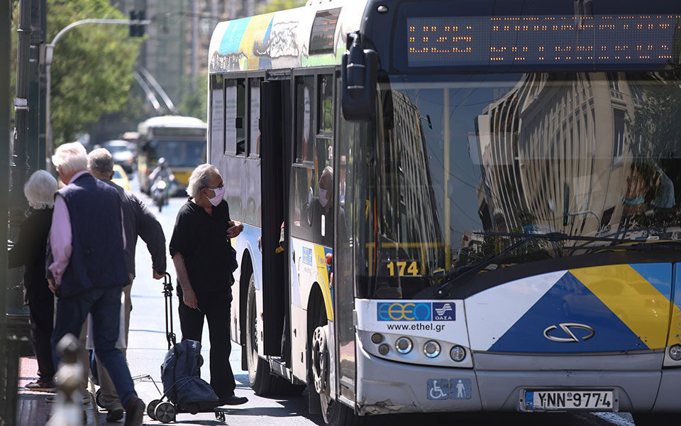 No Athens buses and trolleys on Wednesday due to strike