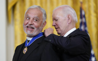 Father Alex Karloutsos gets Presidential Medal of Freedom